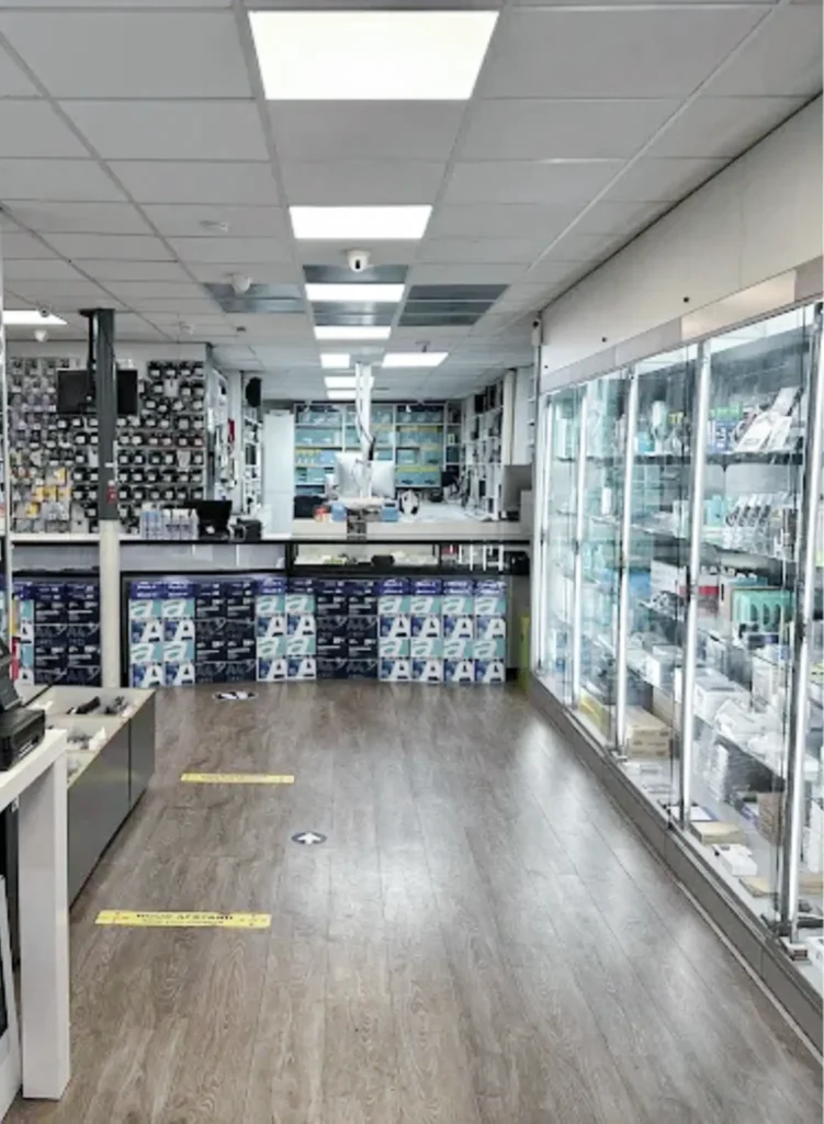 Kijkje naar binnen in onze Computer winkel amsterdam